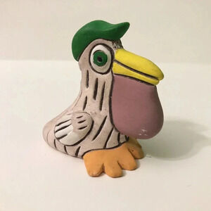 Vtg Artesania Rinconada Pottery Bird 3  Inch Tall Figurine